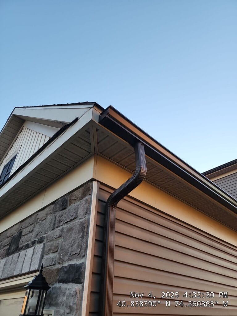 gutter hanger types